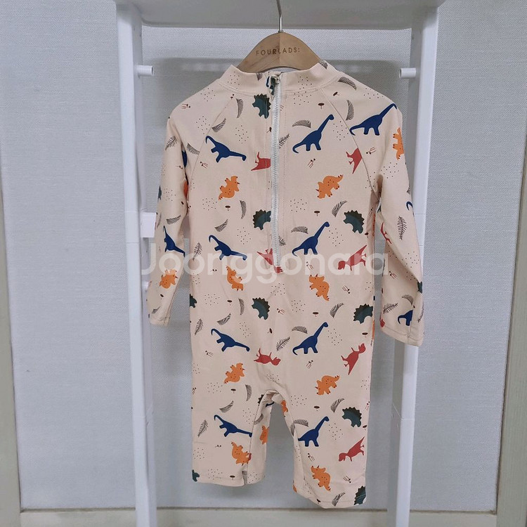 쥬라기 래쉬가드 세트(+모자,+아쿠아슈즈)택포--0