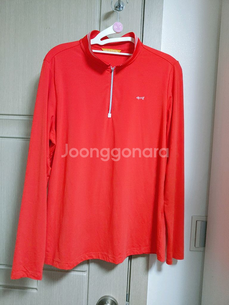 루이 카스텔 긴팔 티셔츠 사이즈는 105--0