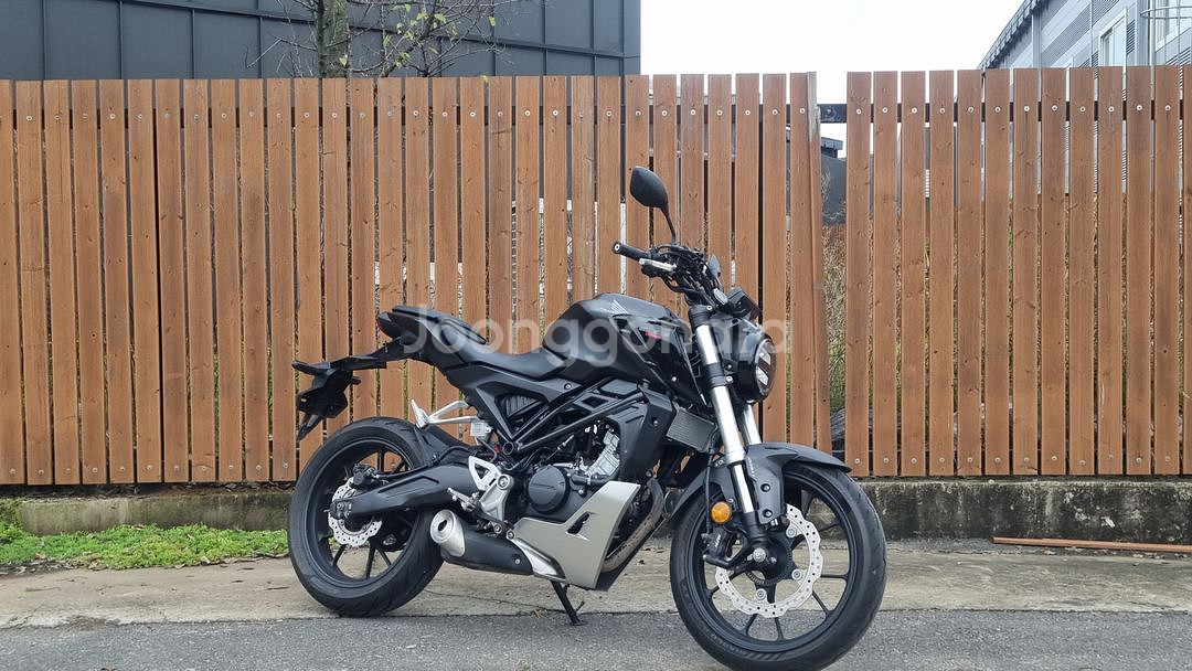 혼다 cb125r 20년식/블랙컬려/1만대키로수/급--0