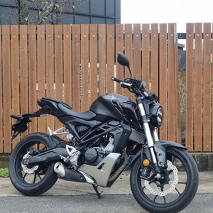 혼다 cb125r 20년식/블랙컬려/1만대키로수/급