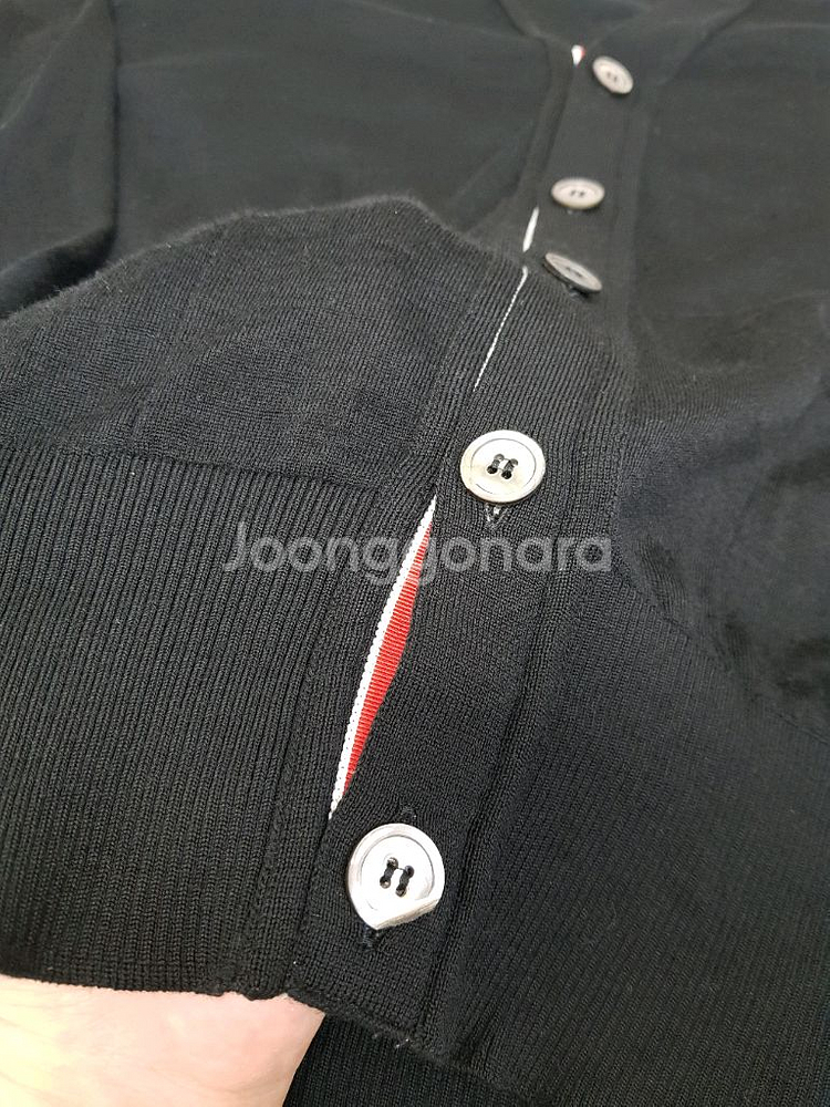 [3/100~105/정품] 톰브라운 블랙 가디건--6