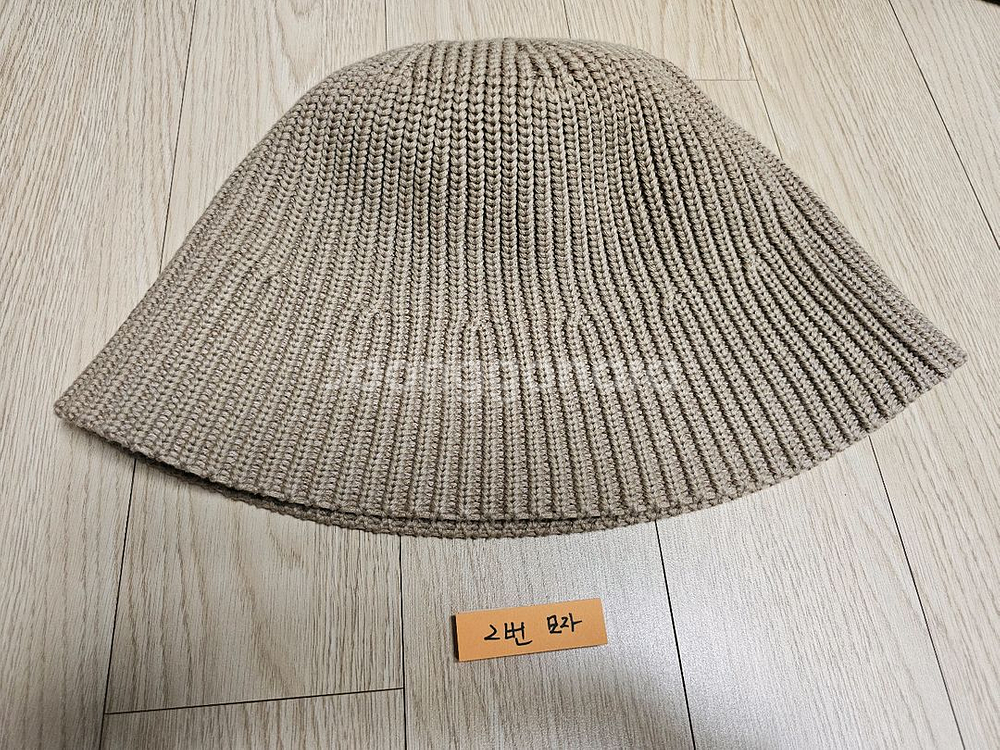 미사용 모자(2번 모자)--0
