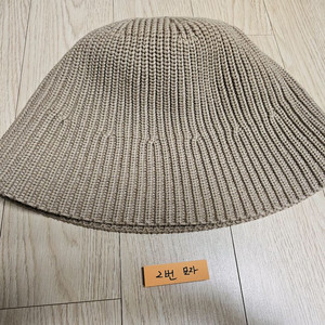 미사용 모자(2번 모자)
