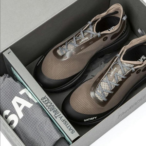 새티스파이 더락커 팔콘 러닝화 판매