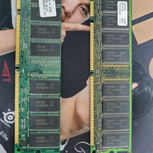삼성 SDR SDRAM 램 2개 일괄로 팝니다.