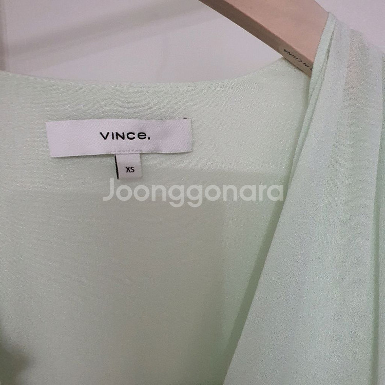 빈스vince 실크 프릴블라우스--2