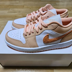 나이키 조던1 새상품