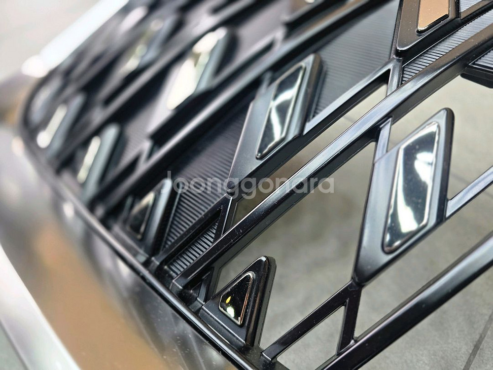 카니발 4.5세대 페리 시그니처 그릴 신품--1