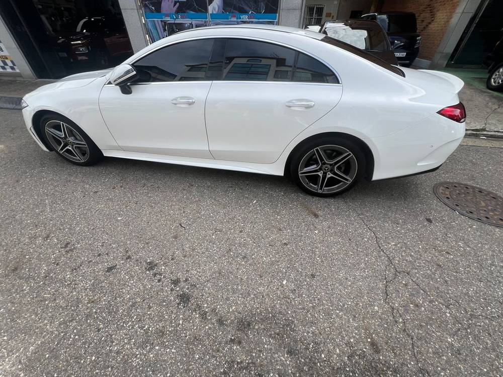 벤츠 CLS300d 신형키 2개 + 근접도어 기능 완료 이미지