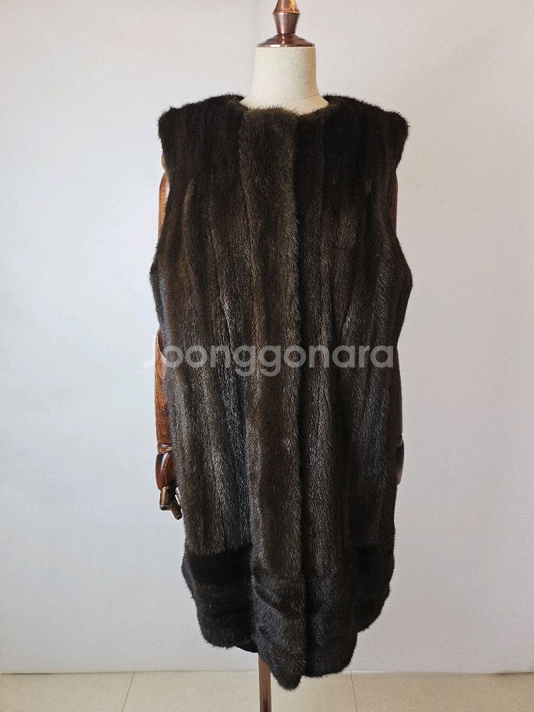 최고급 노카라넥 진브라운 풀스킨 일직선퍼 롱밍크베스트--2