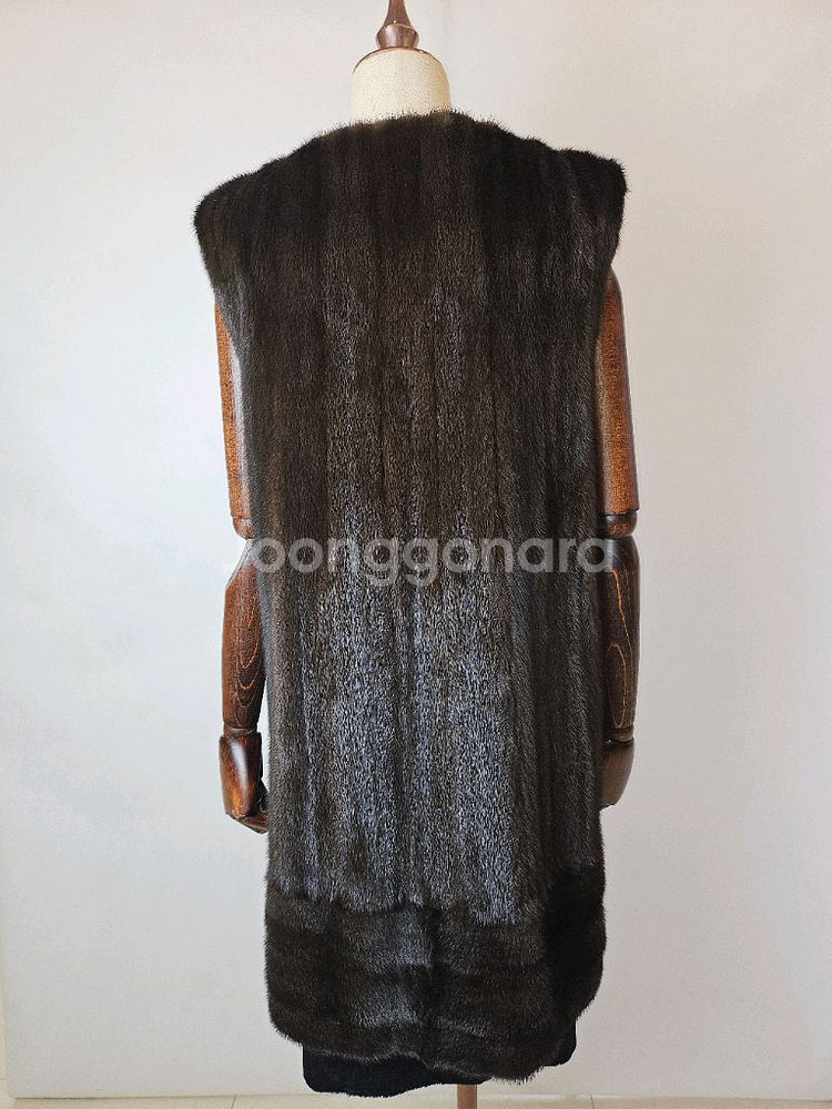 최고급 노카라넥 진브라운 풀스킨 일직선퍼 롱밍크베스트--5