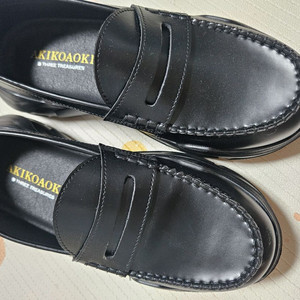 아키코아오키 제니로퍼 250사이즈 택포20