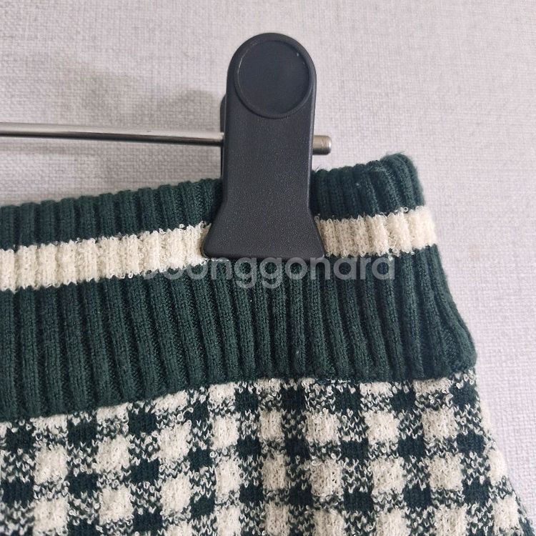 나이스클랍 니트 롱스커트 (1회 착용)--2