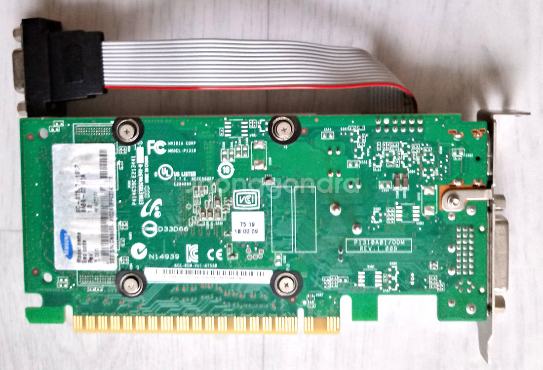 LP형 GT520 1GB 삼성 그래픽카드(택포)--1