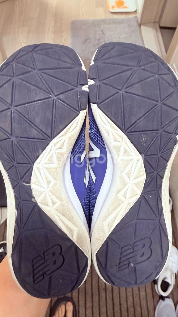 뉴발란스 운동화 200mm--3