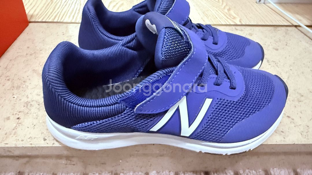 뉴발란스 운동화 200mm--1