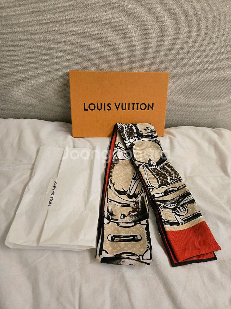 정품 루이비통 방도 스카프--0