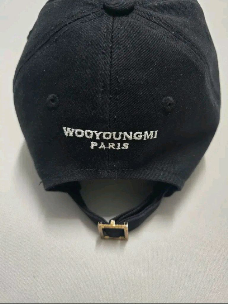 우영미 볼캡 이미지