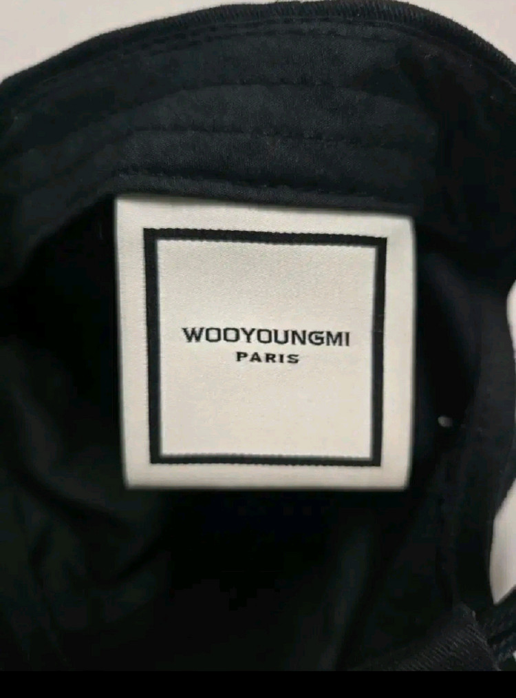 우영미 볼캡 이미지
