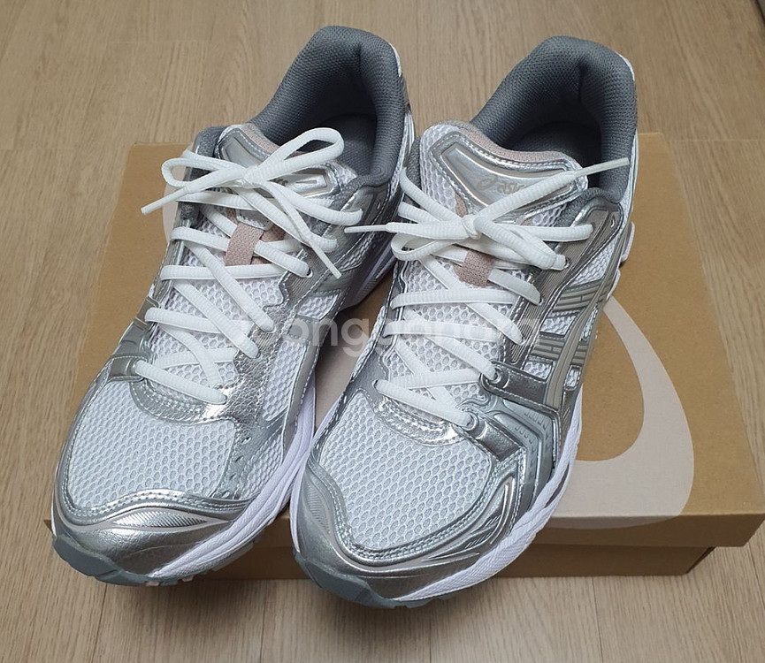 아식스 젤카야노14 운동화 w270(맨265~70정도--0