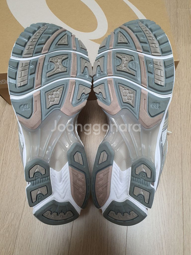 아식스 젤카야노14 운동화 w270(맨265~70정도--1