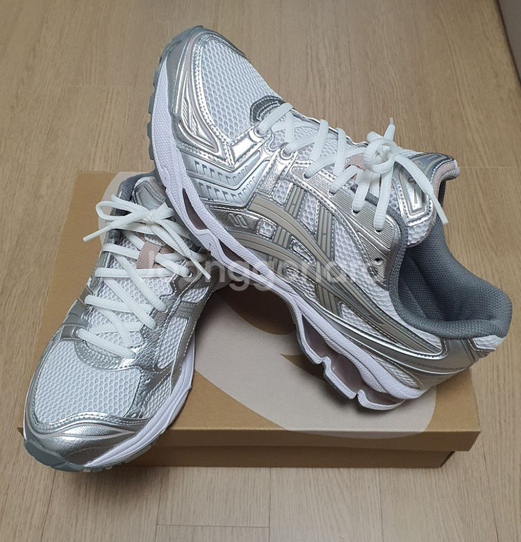 아식스 젤카야노14 운동화 w270(맨265~70정도--2