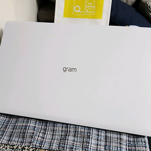 민트형 LG 그램 쿼드 코어 i5 16G 최경량 윈11