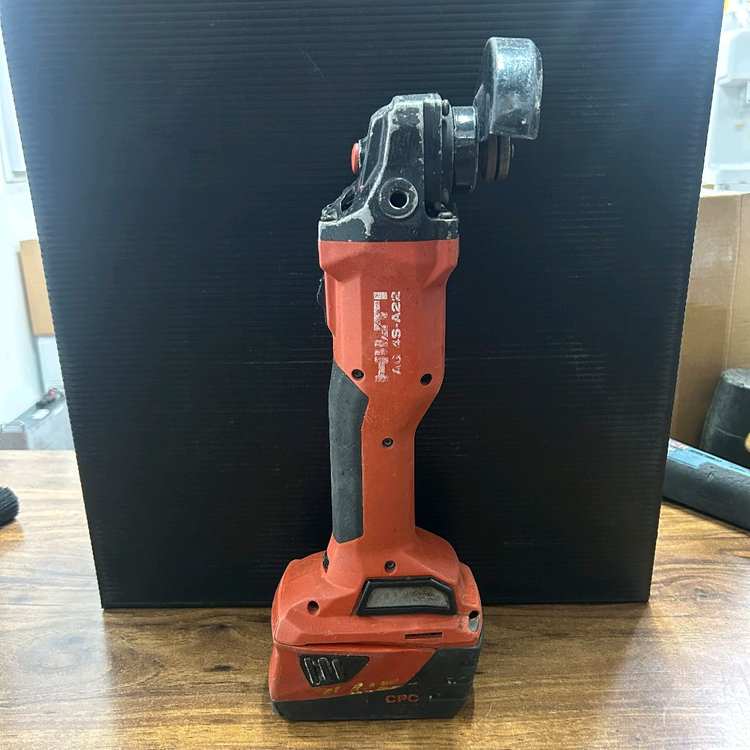 힐티4인치그라인더 AG 4S -A22 배터리포함 이미지