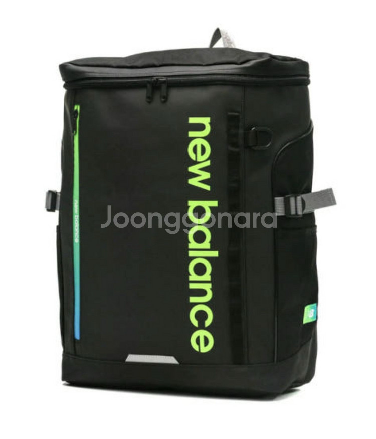 뉴발란스 백팩 팝니다--0