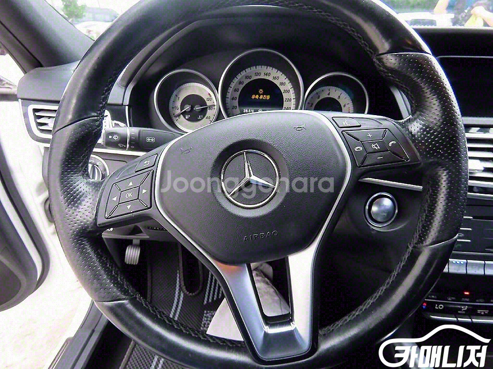[벤츠]E-클래스 W212 E400 4MATIC #앱특--7