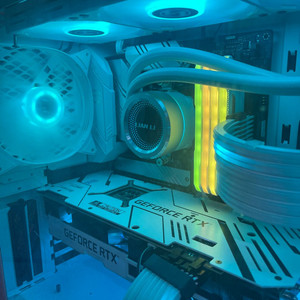 5700X3D 3080TI 중고 완본체 팝니다