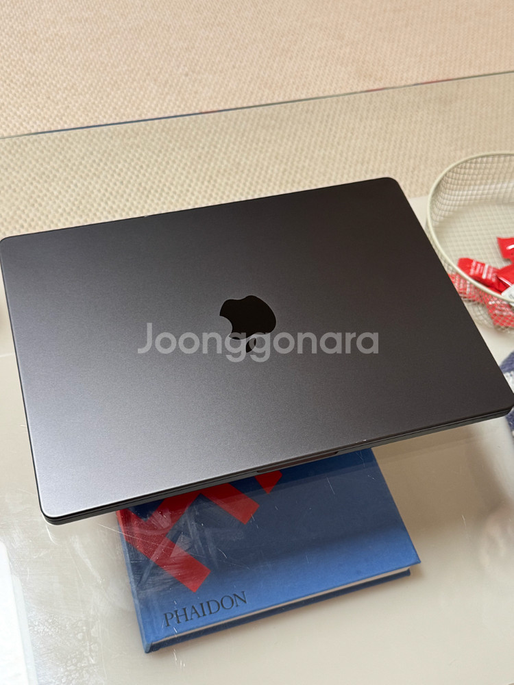 맥북프로 M3 Pro 14인치 블랙--2