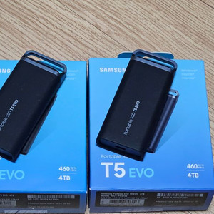 삼성 T5 EVO SSD 4TB 1개 팝니다.
