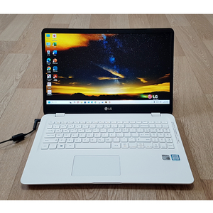 LG 노트북 15U590 판매합니다.