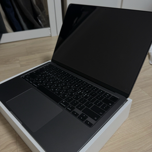 신품급)맥북에어 13 M2 16g 512gb