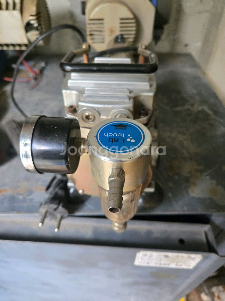 LABTouch LAP300 에어 컴프레서--4