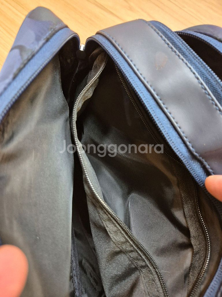 PING 골프 파우치 클러치입니다. 네이비 색상에 카모--3