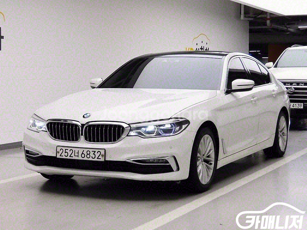 [BMW]5시리즈 (G30) 520d xDrive 럭셔--0