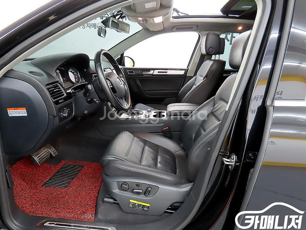 [폭스바겐]뉴 투아렉 V8 4.2 TDI R-LINE--4
