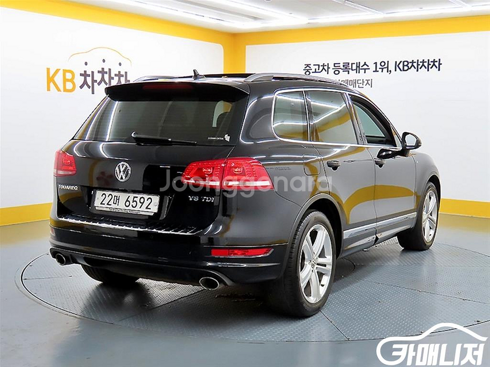 [폭스바겐]뉴 투아렉 V8 4.2 TDI R-LINE--3