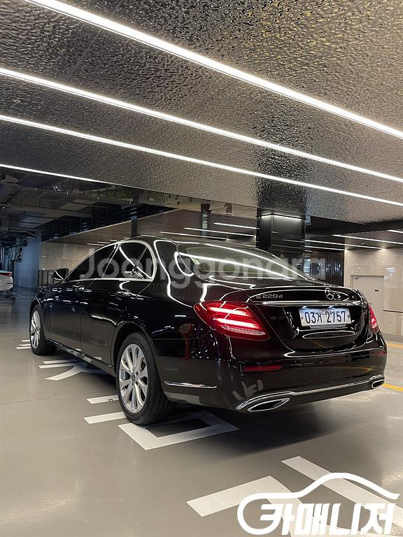 [벤츠]E-클래스 W213 E220d 4MATIC 익스--5