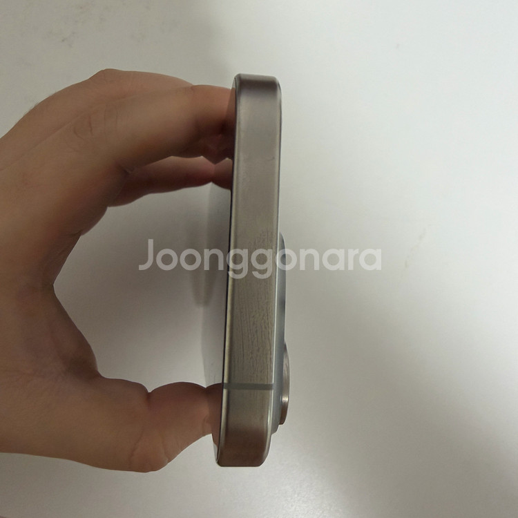 아이폰 15 프로 내추럴티타늄 128GB 배터리 89%--3