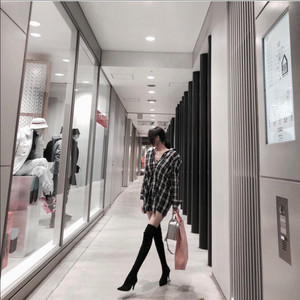 구즈 제작 글리터셔츠원피스 새상품
