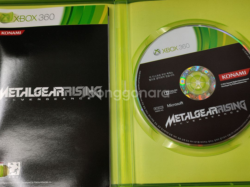 xbox360 메탈기어 라이징 리벤젠스 정발 팝니다--2