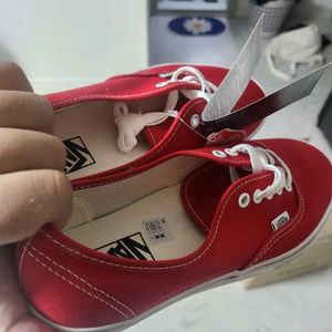 반스 어센틱 레드 275 새제품