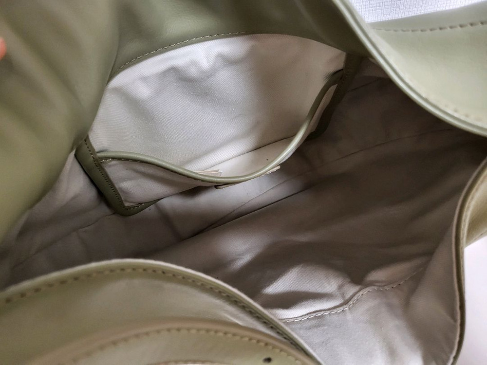 엘바테게브 오스트라 미니백 크로스백 세이지(카키)컬러 이미지