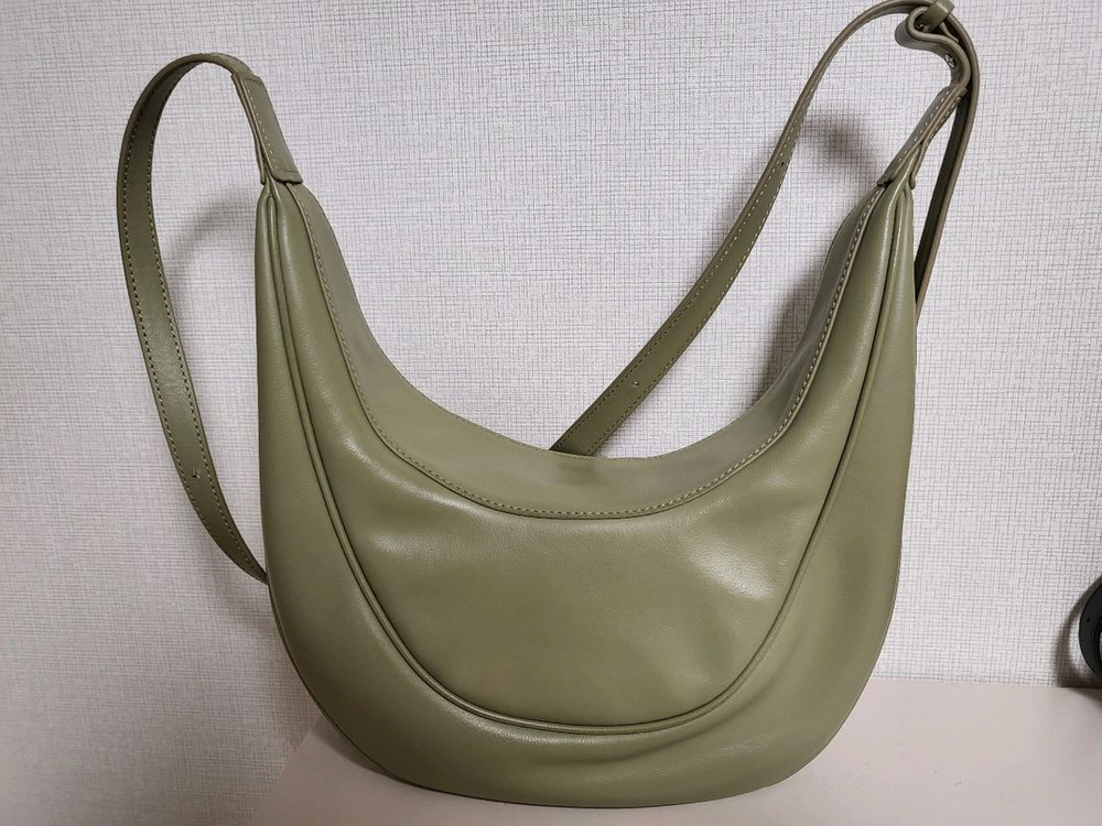 엘바테게브 오스트라 미니백 크로스백 세이지(카키)컬러 이미지