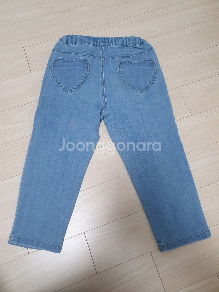 여아옷120)모이몰른청바지120+휠라키즈티셔츠 등 일괄--4