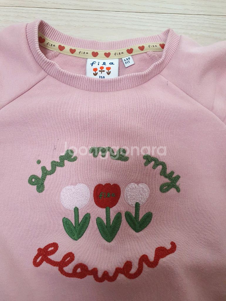 여아옷120)모이몰른청바지120+휠라키즈티셔츠 등 일괄--1