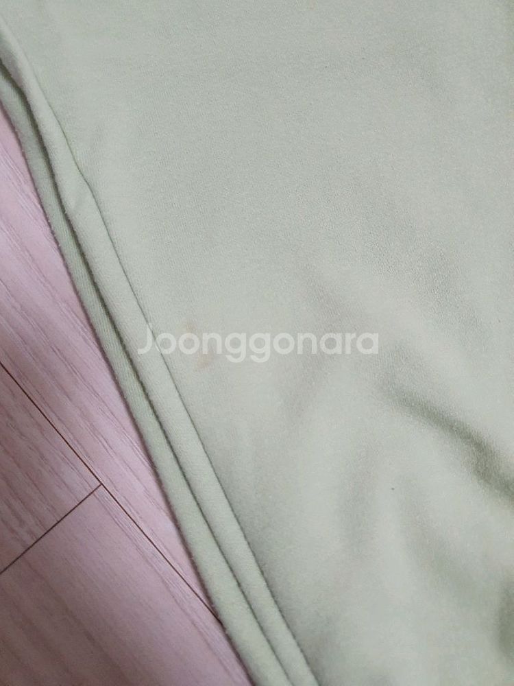 여아옷120)모이몰른청바지120+휠라키즈티셔츠 등 일괄--8